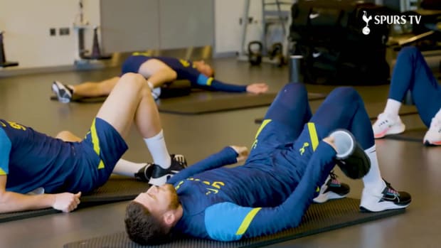 Kane, Son and stars prepare for Man United trip
